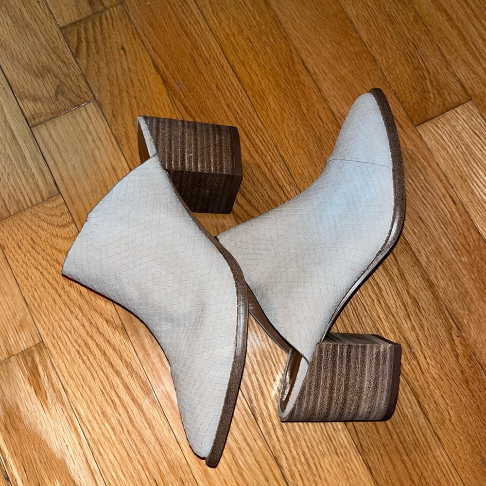 Women’s Heeled Ankle Boots